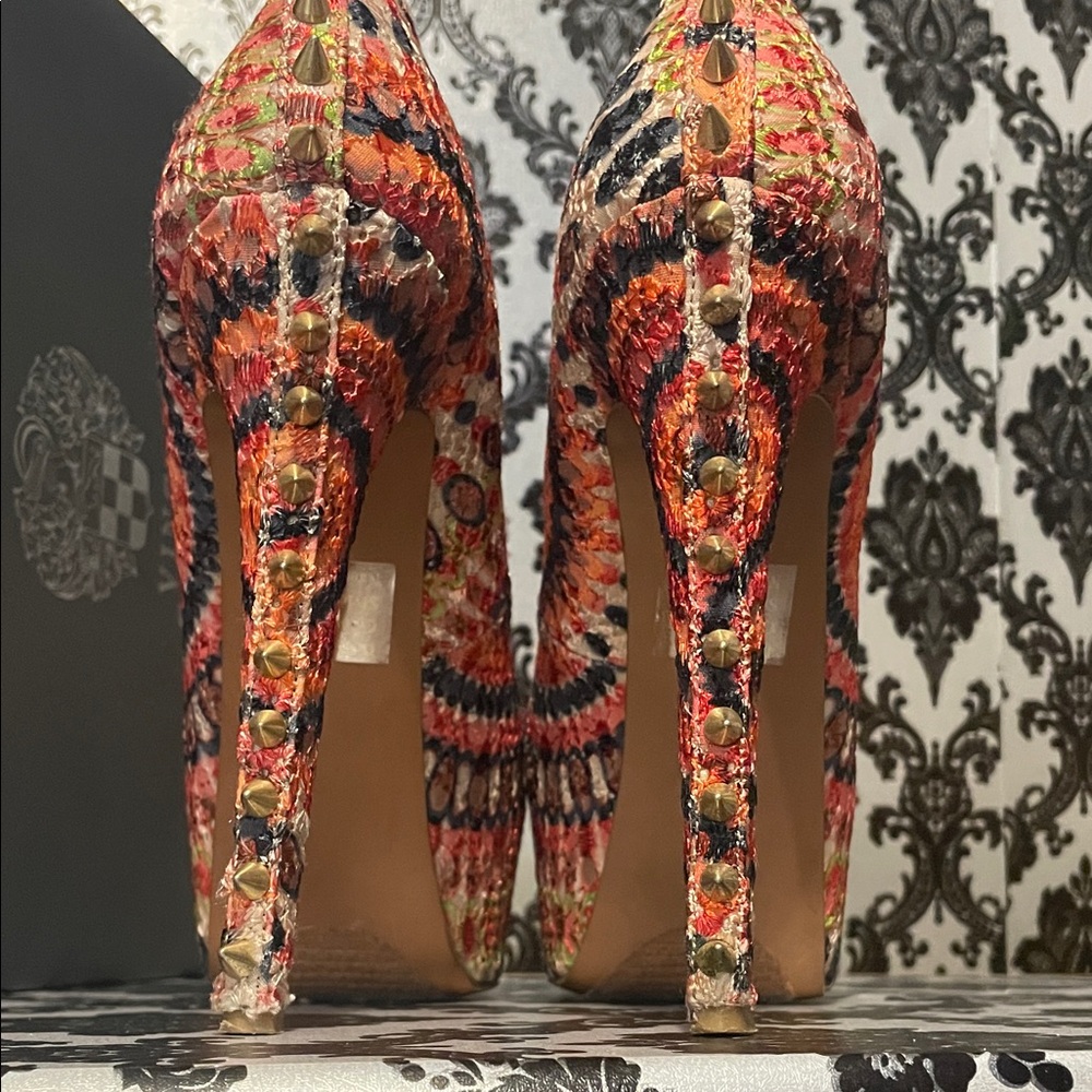 Wild Pair Multicolor Patterned Heels missing stra… - image 2